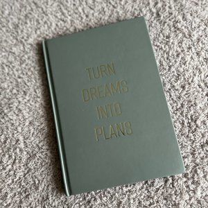 Made For Retail Hard Cover Planner - Financial